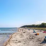 Apartment Seestern - Charmante 2-zimmer-wohnung Mit Balkon Ostseeheilbad Zingst