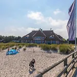 Apartment Seestern - Charmante 2-zimmer-wohnung Mit Balkon *